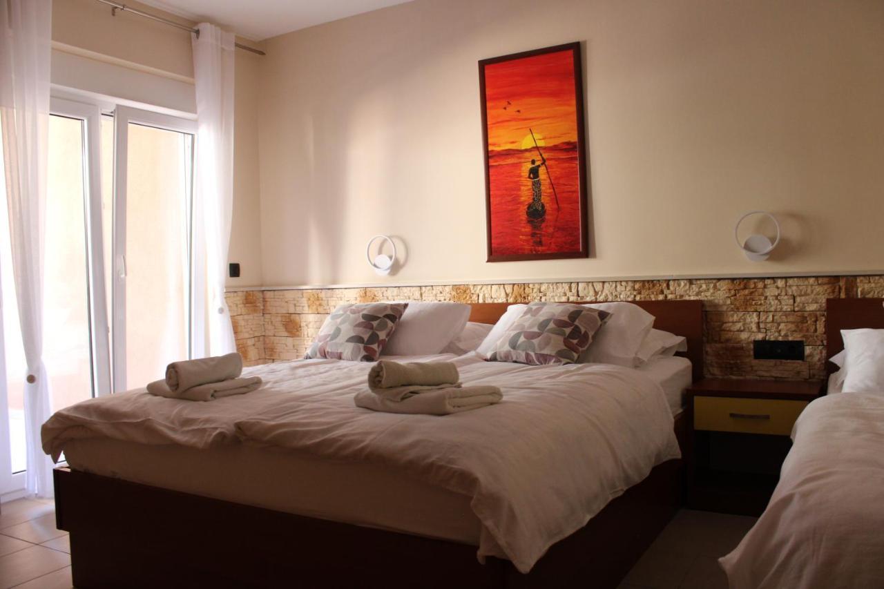Dalmacija Bed & Breakfast โอมิช ภายนอก รูปภาพ