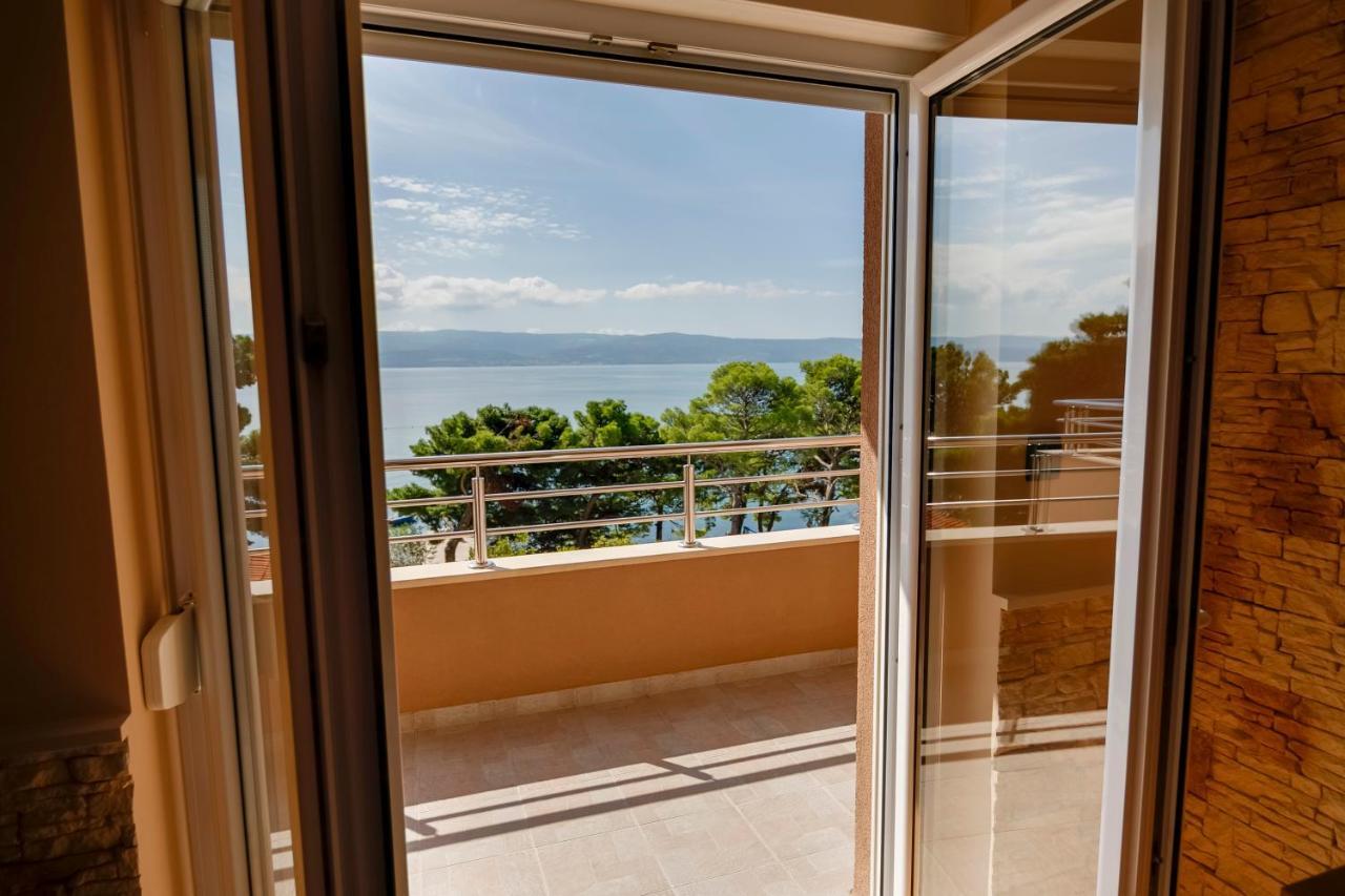Dalmacija Bed & Breakfast โอมิช ภายนอก รูปภาพ